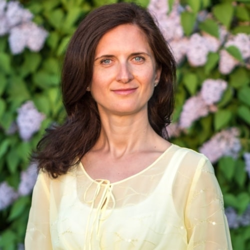 Carmen Manea